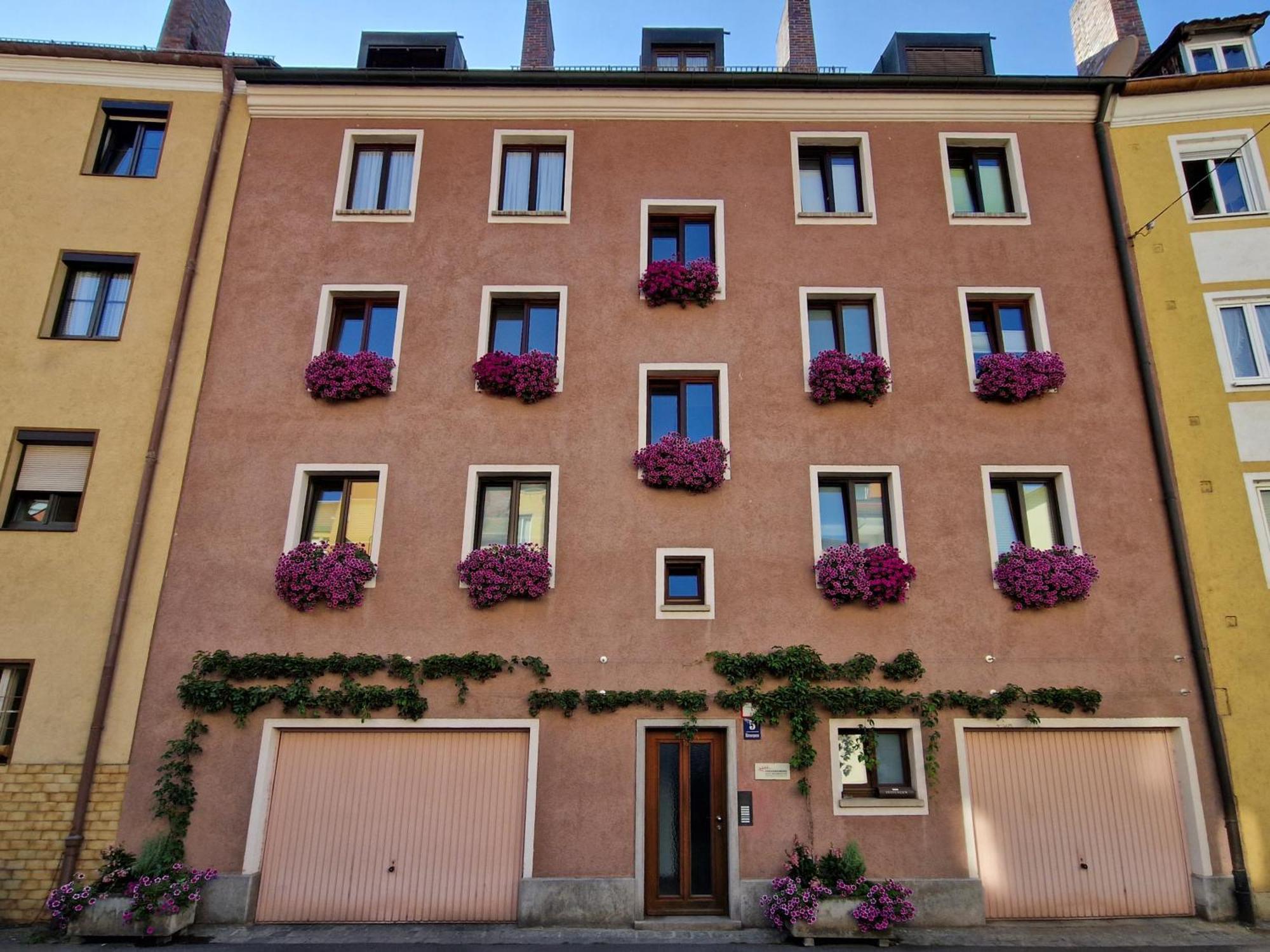 Fewo Alte Mainbruecke Wurzburg Exterior photo